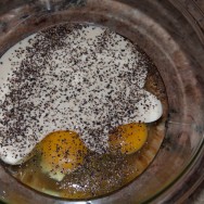 Ragu® Cheesy Classic Alfredo Sauce & Peppered Eggs